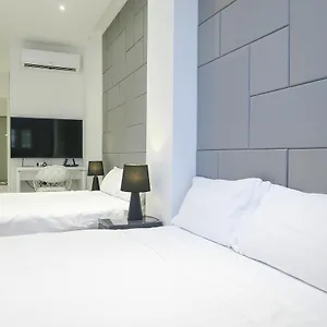  Apartment Comfy Studio 3 By Ong Realty